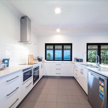 Freedom Shores Resort Airlie Beach Cannon Valley ภายนอก รูปภาพ